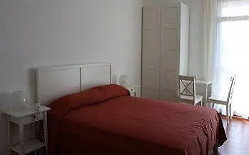 San Pietro Suites Rome Guest house